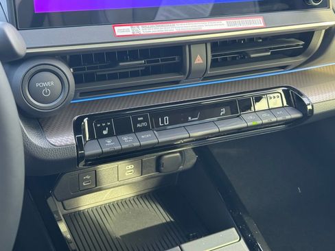 New 2026 Toyota Prius XLE image 25