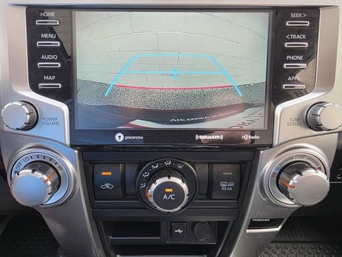 Used 2022 Toyota 4Runner SR5 Premium image 20