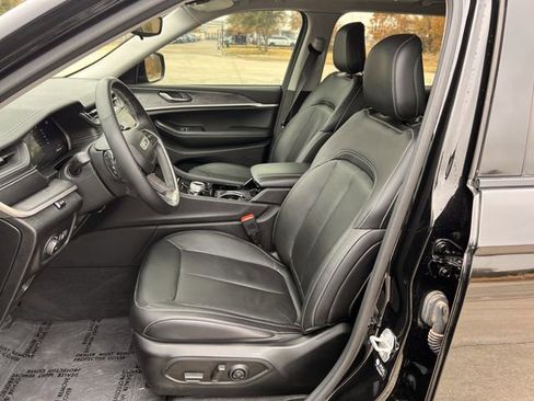 Used 2021 Jeep Grand Cherokee L Limited image 25