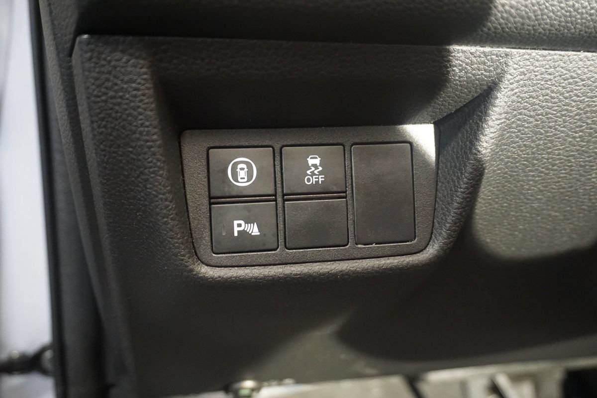 Used 2021 Honda Accord Touring image 22