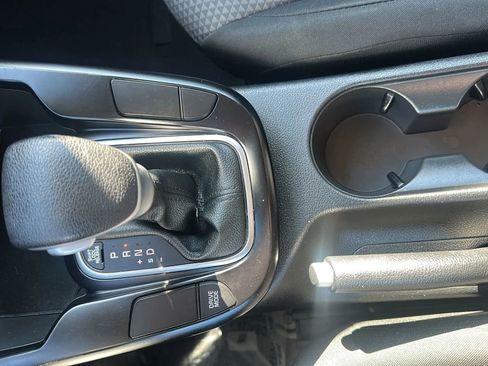Used 2022 Kia Soul LX FWD image 26