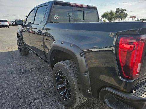 Used 2023 GMC Sierra 1500 AT4 w/ AT4 Premium Package AWD/4WD image 3