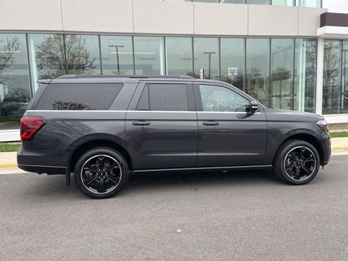 Used 2022 Ford Expedition Max Limited AWD/4WD image 7