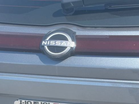 Used 2025 Nissan Kicks Play S image 11