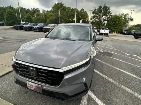 Used 2025 Honda CR-V EX-L image 14