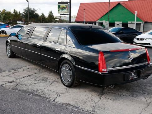 Used 2006 Cadillac DTS Limousine image 7