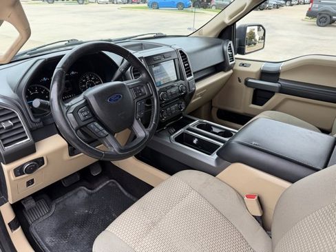 Used 2016 Ford F150 XLT w/ Equipment Group 302A Luxury image 11
