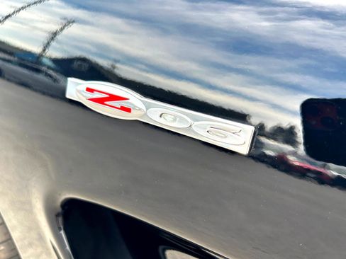 Used 2001 Chevrolet Corvette Z06 w/ Memory Pkg image 29