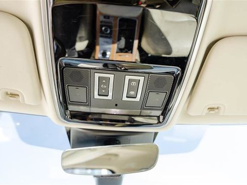Used 2019 Land Rover Range Rover Supercharged AWD/4WD image 28