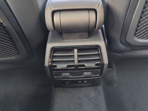 New 2025 Audi Q3 2.0T Premium image 21