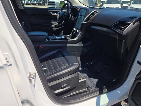 Used 2024 Ford Edge SEL AWD/4WD image 15