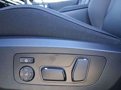 Used 2026 BMW X3 xDrive30 w/ M Sport Package image 17