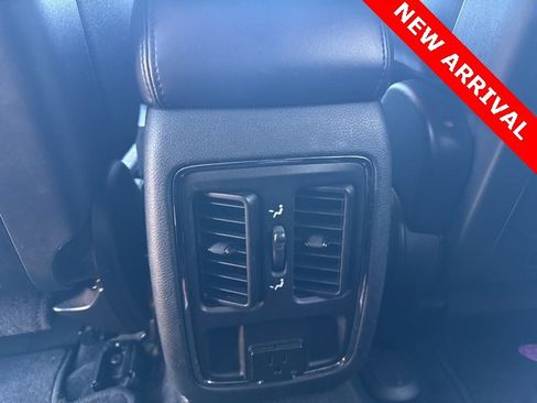 Used 2018 Jeep Grand Cherokee Altitude image 10