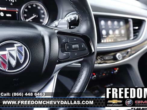 Used 2023 Buick Enclave Essence image 22