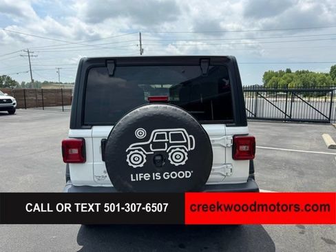 Used 2019 Jeep Wrangler Unlimited Sport S AWD/4WD image 16