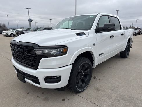 New 2026 RAM 1500 4x4 Crew Cab image 25