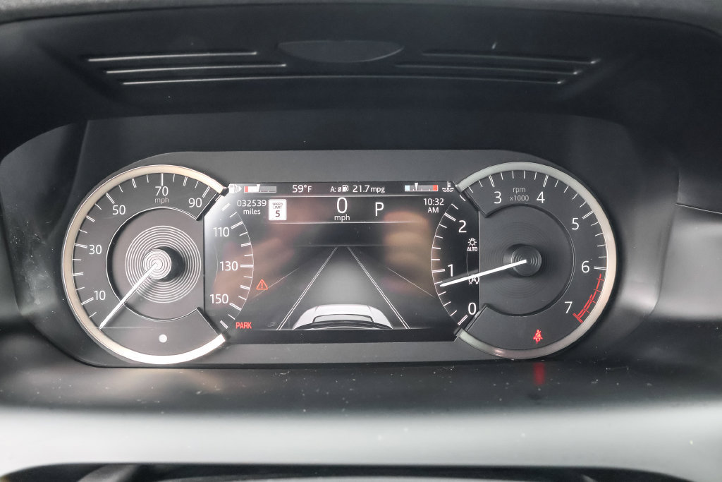 Used 2023 Land Rover Discovery Sport SE AWD/4WD image 22