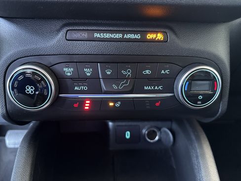 Used 2020 Ford Escape SEL image 26