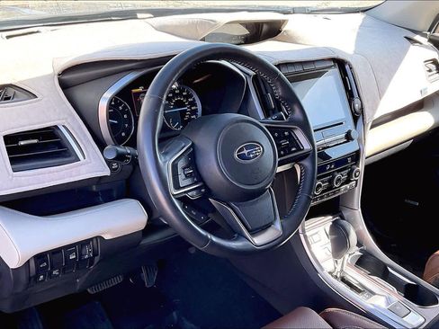 Used 2019 Subaru Ascent Touring image 18