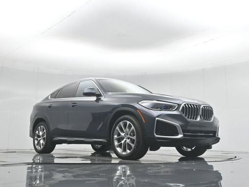 Used 2022 BMW X6 xDrive40i w/ Executive Package image 49