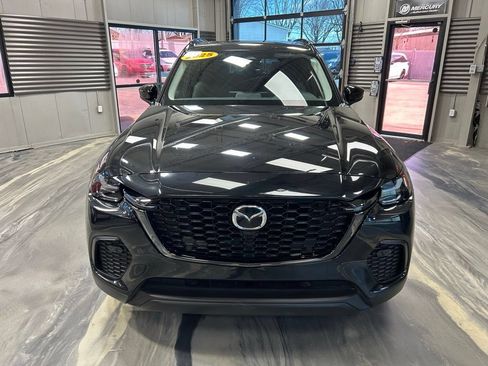 Used 2025 MAZDA CX-70 3.3 Turbo w/ Preferred Package AWD/4WD image 38