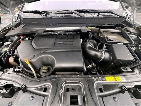 Used 2020 Land Rover Discovery Sport S image 10