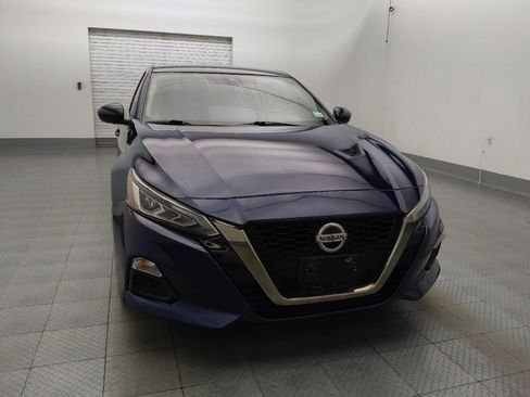 Used 2021 Nissan Altima 2.5 SR FWD image 14