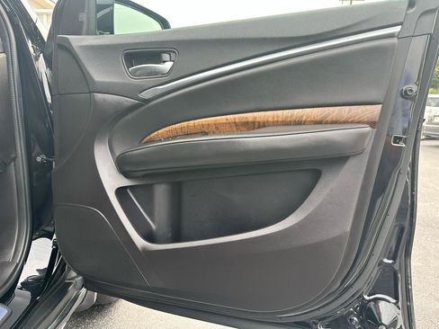 Used 2017 Acura MDX SH-AWD w/ Advance Package image 33