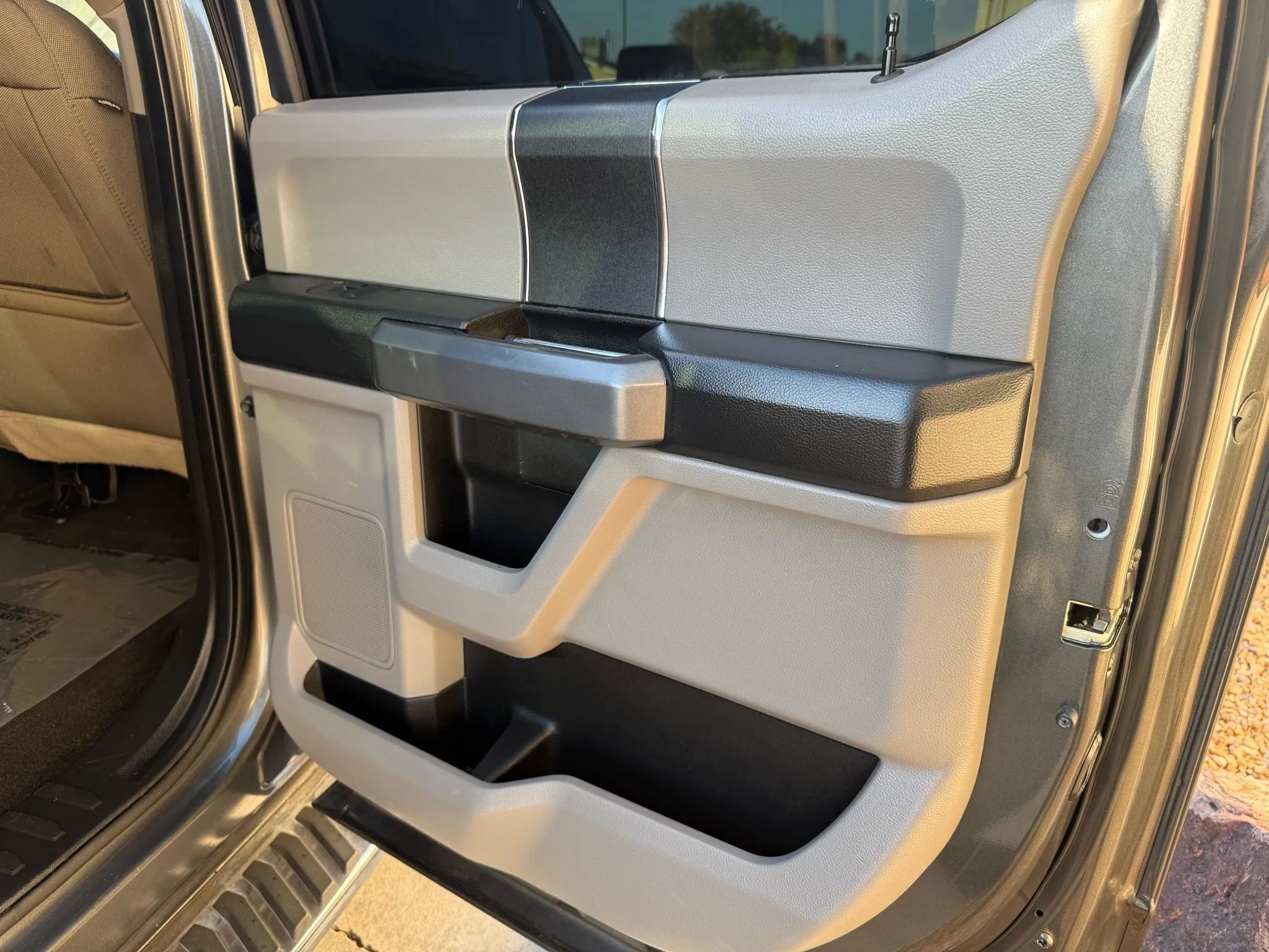 Used 2018 Ford F150 XLT RWD image 10