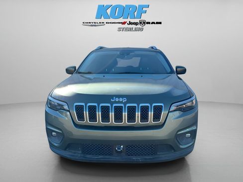 Used 2021 Jeep Cherokee Latitude Plus image 2