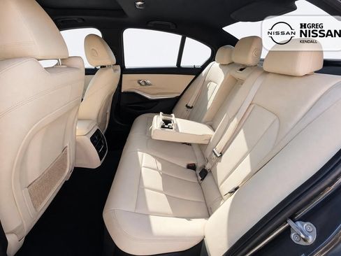 Used 2021 BMW 330i Sedan w/ Convenience Package RWD image 14