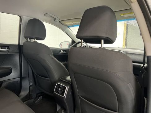 Used 2020 Kia Sportage LX FWD image 11