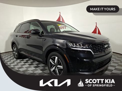 Certified 2022 Kia Sorento S image 1