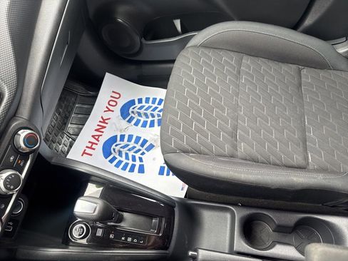 Used 2022 Nissan Kicks S image 30