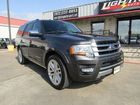 Used 2015 Ford Expedition Platinum image 6