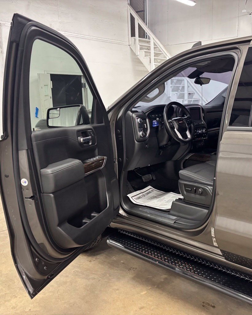 Used 2020 GMC Sierra 1500 Elevation w/ Elevation Value Package RWD image 21