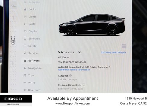 Used 2022 Tesla Model X image 25