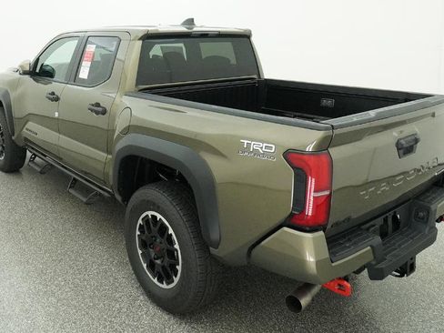 New 2026 Toyota Tacoma TRD Off-Road AWD/4WD image 8