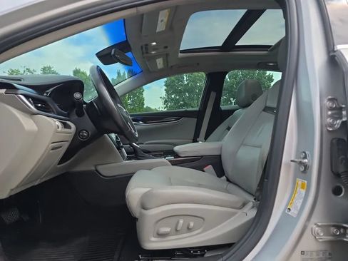 Used 2017 Cadillac XTS Luxury w/ Driver Awareness Package FWD image 14