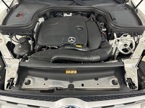 Certified 2022 Mercedes-Benz GLC 300 image 32