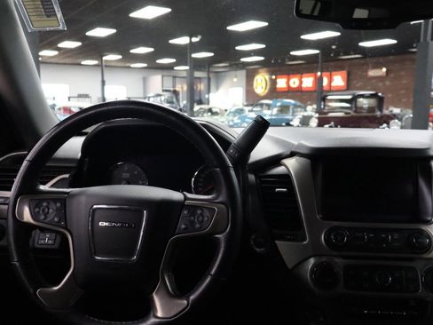 Used 2019 GMC Yukon Denali w/ Open Road Package image 14