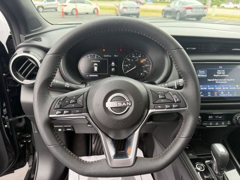 Used 2024 Nissan Kicks SR FWD image 17