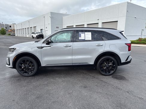 Used 2023 Kia Sorento SX AWD/4WD image 6
