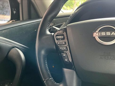 Used 2024 Nissan Armada SV AWD/4WD image 8