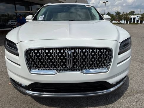 Used 2023 Lincoln Nautilus Black Label AWD/4WD image 17