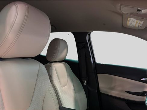 Used 2023 Buick Encore GX Select w/ Safety Package II image 21