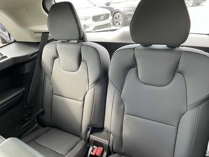 New 2026 Volvo XC90 T8 Plus