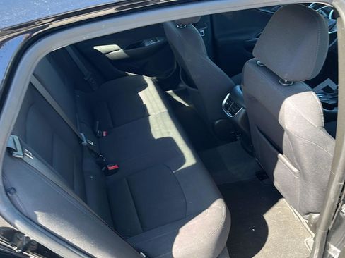 Used 2021 Chevrolet Malibu LT image 7