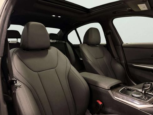 Used 2021 BMW 330i Sedan w/ Premium Package RWD image 27