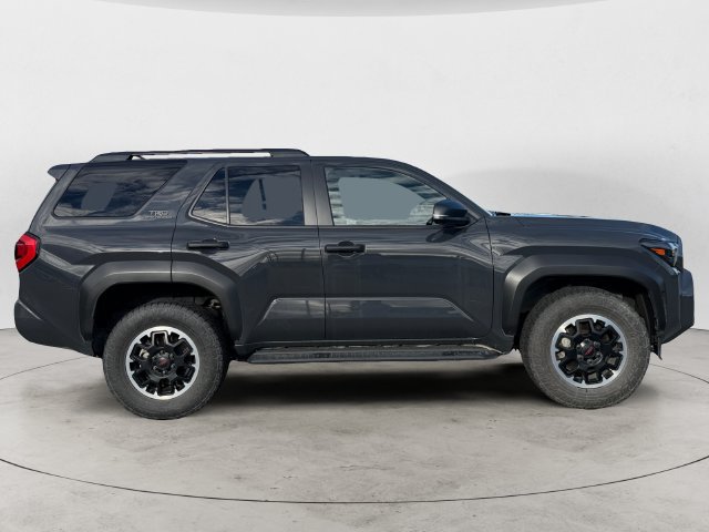 Used 2025 Toyota 4Runner TRD Off-Road Premium AWD/4WD image 4